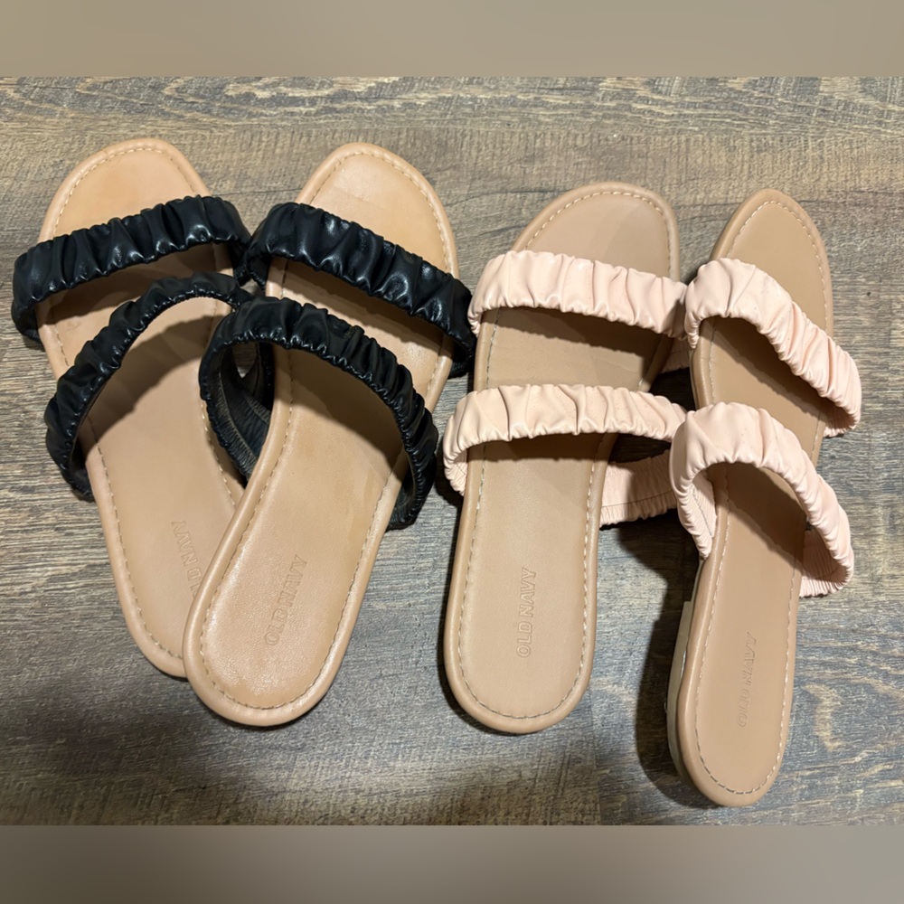 BUNDLE Women's Black and Pink Sandals